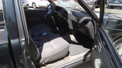 1993 Toyota Pickup   - Photo 12 - Van Nuys, CA 91405