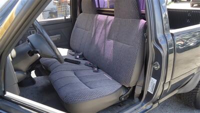 1993 Toyota Pickup   - Photo 14 - Van Nuys, CA 91405