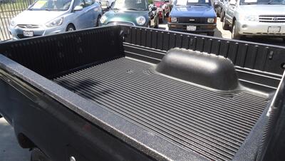 1993 Toyota Pickup   - Photo 11 - Van Nuys, CA 91405