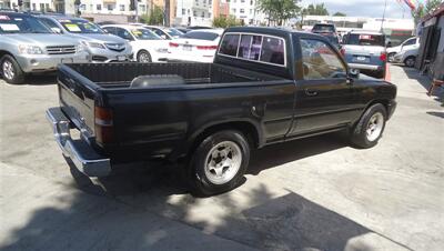 1993 Toyota Pickup   - Photo 4 - Van Nuys, CA 91405