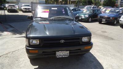 1993 Toyota Pickup   - Photo 2 - Van Nuys, CA 91405