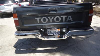 1993 Toyota Pickup   - Photo 10 - Van Nuys, CA 91405