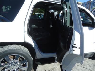 2013 GMC Yukon SLT - Photo 12 - Van Nuys, CA 91405