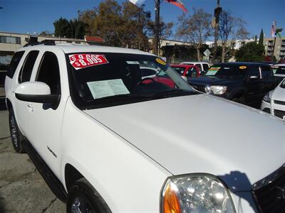 2013 GMC Yukon SLT - Photo 2 - Van Nuys, CA 91405