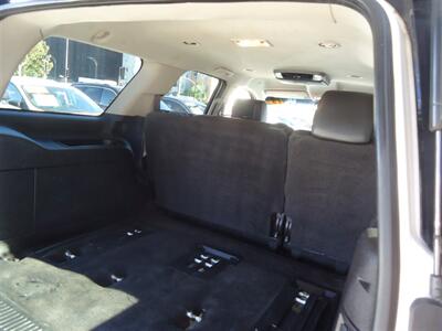2013 GMC Yukon SLT - Photo 10 - Van Nuys, CA 91405