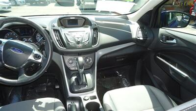 2016 Ford Escape SE - Photo 17 - Van Nuys, CA 91405