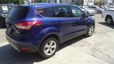 2016 Ford Escape SE - Photo 4 - Van Nuys, CA 91405