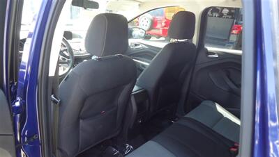 2016 Ford Escape SE - Photo 18 - Van Nuys, CA 91405