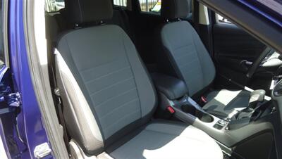 2016 Ford Escape SE - Photo 14 - Van Nuys, CA 91405