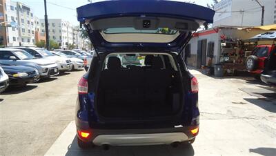 2016 Ford Escape SE - Photo 9 - Van Nuys, CA 91405