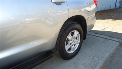 2011 Toyota Sequoia SR5 - Photo 24 - Van Nuys, CA 91405