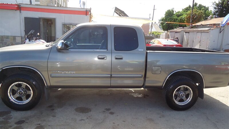 2003 Toyota Tundra SR5   - Photo 1 - Van Nuys, CA 91405