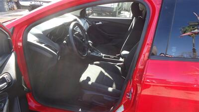 2016 Ford Focus SE - Photo 18 - Van Nuys, CA 91405