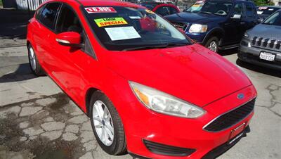 2016 Ford Focus SE Hatchback
