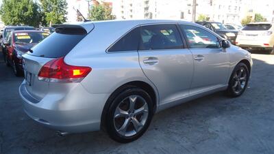 2010 Toyota Venza FWD V6 - Photo 4 - Van Nuys, CA 91405