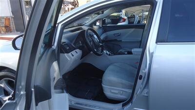 2010 Toyota Venza FWD V6 - Photo 15 - Van Nuys, CA 91405