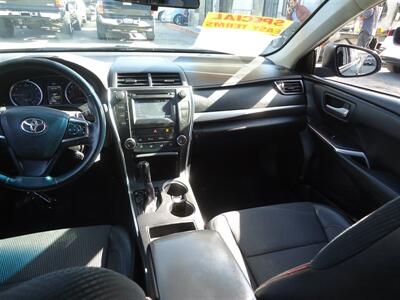 2017 Toyota Camry LE   - Photo 20 - Van Nuys, CA 91405