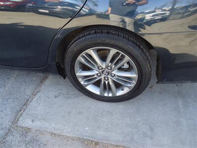 2017 Toyota Camry LE   - Photo 21 - Van Nuys, CA 91405