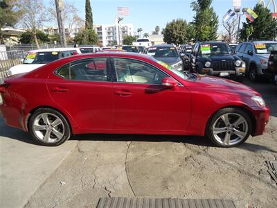 2011 Lexus IS   - Photo 2 - Van Nuys, CA 91405