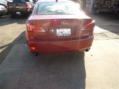 2011 Lexus IS   - Photo 8 - Van Nuys, CA 91405