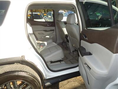 2018 GMC Acadia SLT-1 - Photo 14 - Van Nuys, CA 91405