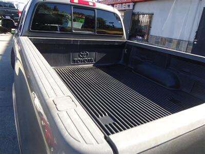 2004 Toyota Tundra SR5 - Photo 10 - Van Nuys, CA 91405