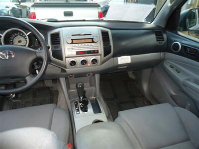 2005 Toyota Tacoma PreRunner V6   - Photo 14 - Van Nuys, CA 91405