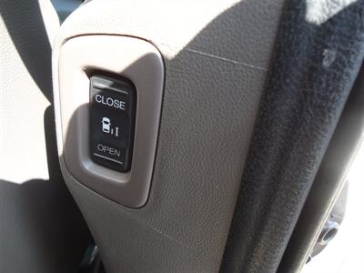 2015 Honda Odyssey EX-L   - Photo 19 - Van Nuys, CA 91405