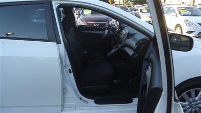 2010 Toyota Matrix - Photo 13 - Van Nuys, CA 91405