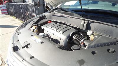 2017 Chevrolet Traverse LS   - Photo 16 - Van Nuys, CA 91405