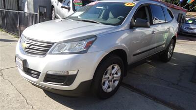 2017 Chevrolet Traverse LS   - Photo 4 - Van Nuys, CA 91405