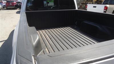 2016 Toyota Tacoma SR5 V6 - Photo 10 - Van Nuys, CA 91405