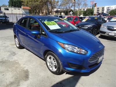 2019 Ford Fiesta SE   - Photo 2 - Van Nuys, CA 91405
