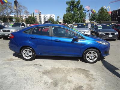 2019 Ford Fiesta SE   - Photo 3 - Van Nuys, CA 91405