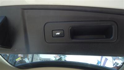 2015 Acura MDX SH-AWD w/Advance w/R - Photo 11 - Van Nuys, CA 91405