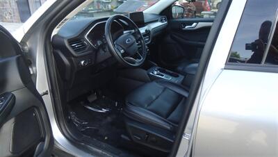 2022 Ford Escape SEL   - Photo 19 - Van Nuys, CA 91405