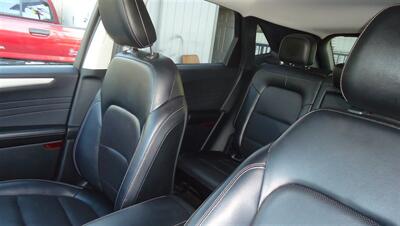 2022 Ford Escape SEL   - Photo 21 - Van Nuys, CA 91405