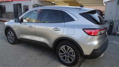 2022 Ford Escape SEL   - Photo 8 - Van Nuys, CA 91405