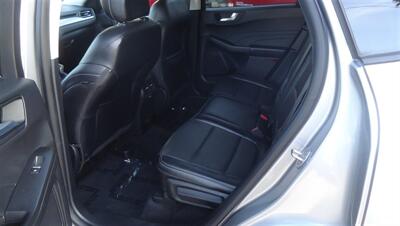 2022 Ford Escape SEL   - Photo 18 - Van Nuys, CA 91405