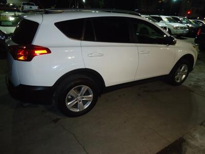 2014 Toyota RAV4 XLE   - Photo 3 - Van Nuys, CA 91405