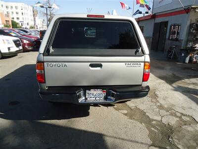 2003 Toyota Tacoma PreRunner V6 - Photo 9 - Van Nuys, CA 91405