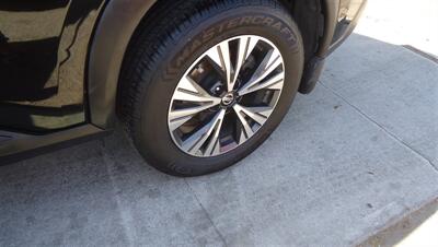 2021 Nissan Rogue SV   - Photo 29 - Van Nuys, CA 91405