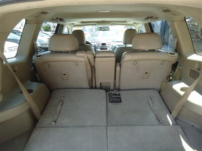 2011 Toyota Highlander SE   - Photo 7 - Van Nuys, CA 91405