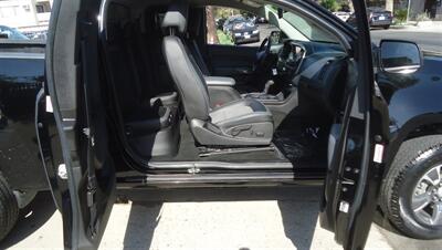 2015 Chevrolet Colorado Z71 - Photo 12 - Van Nuys, CA 91405