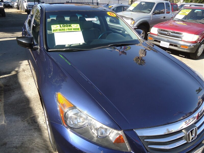 2012 Honda Accord EX-L   - Photo 1 - Van Nuys, CA 91405