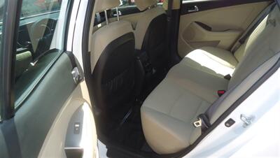 2015 Kia Optima Hybrid   - Photo 9 - Van Nuys, CA 91405