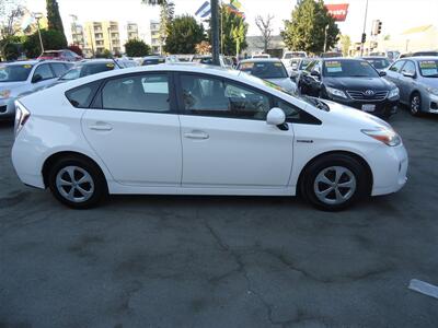 2012 Toyota Prius Two   - Photo 2 - Van Nuys, CA 91405