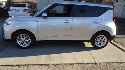 2021 Kia Soul S   - Photo 7 - Van Nuys, CA 91405
