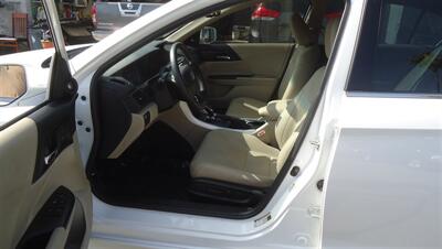 2015 Honda Accord EX-L V6   - Photo 17 - Van Nuys, CA 91405