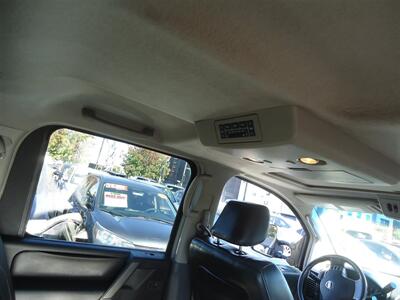 2005 Nissan Titan LE   - Photo 13 - Van Nuys, CA 91405